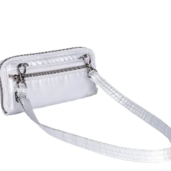 NWT- LUG- KICKFLIP SE RFID CONVERTIBLE WALLET- Metallic Silver - SFB interior - Picture 3 of 5